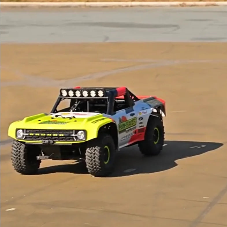 FMS Ford Fierce Horse 1/18 Brush Remote Control Short Truck Simulation RC Car Climbing Off-Road Vehicle Model Racing Car Toy