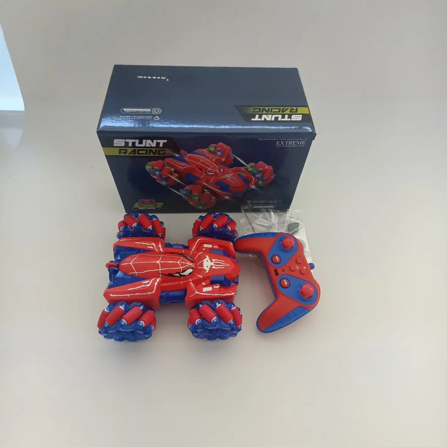 Dual 2Pcs Red Spider RC Stunt Car Bundle for Boys, Full Rotation Flip Light Up Stunt Car & Omni-Directional Drift Mecanum Wheel Remote Control Toy Cars, 2 Complete Sets With Controllers & USB Cables, Birthday Christmas Holida